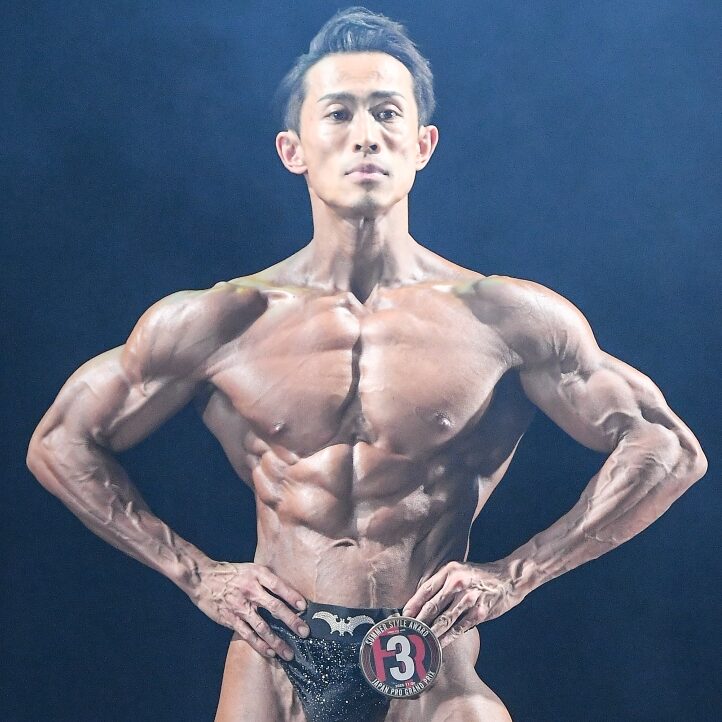西本 耕亮